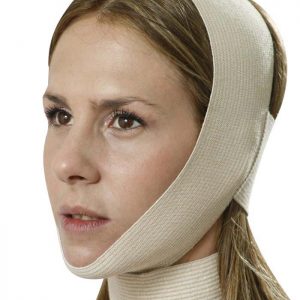 Art. 2003 - Faja formada por bandas elásticas, ajustable en cabeza, nuca y cuello